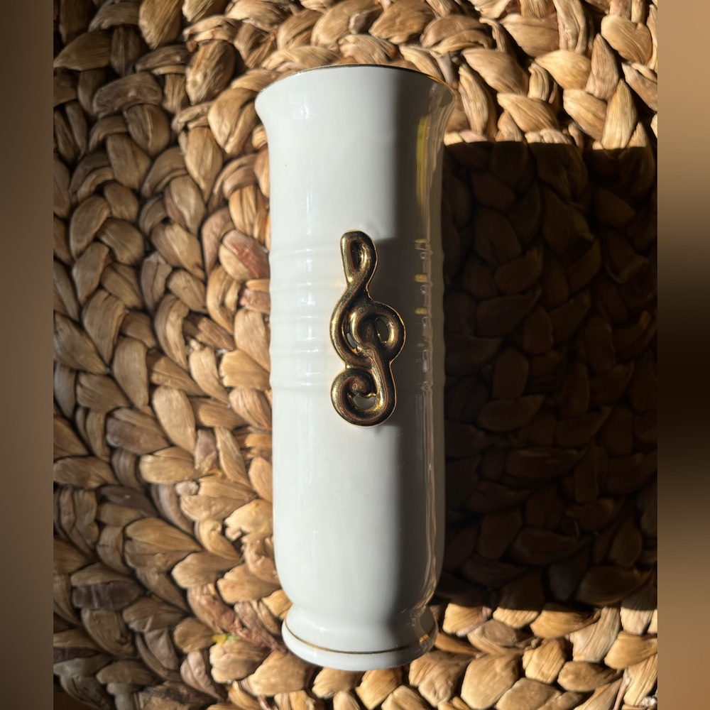 RARE Enesco Japan Imported Treble Clef Vase